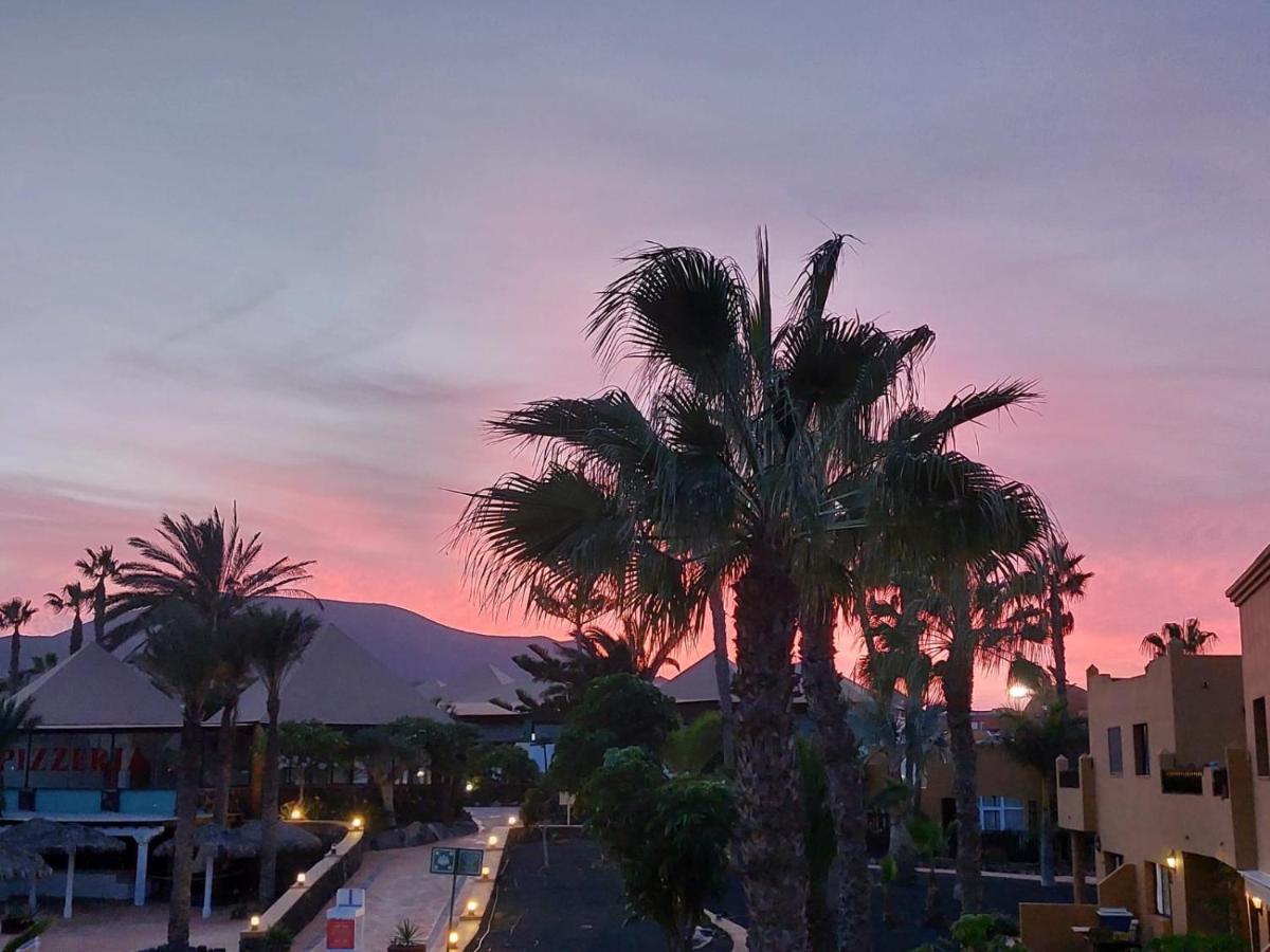 Casa Molly Apartment Corralejo Bagian luar foto
